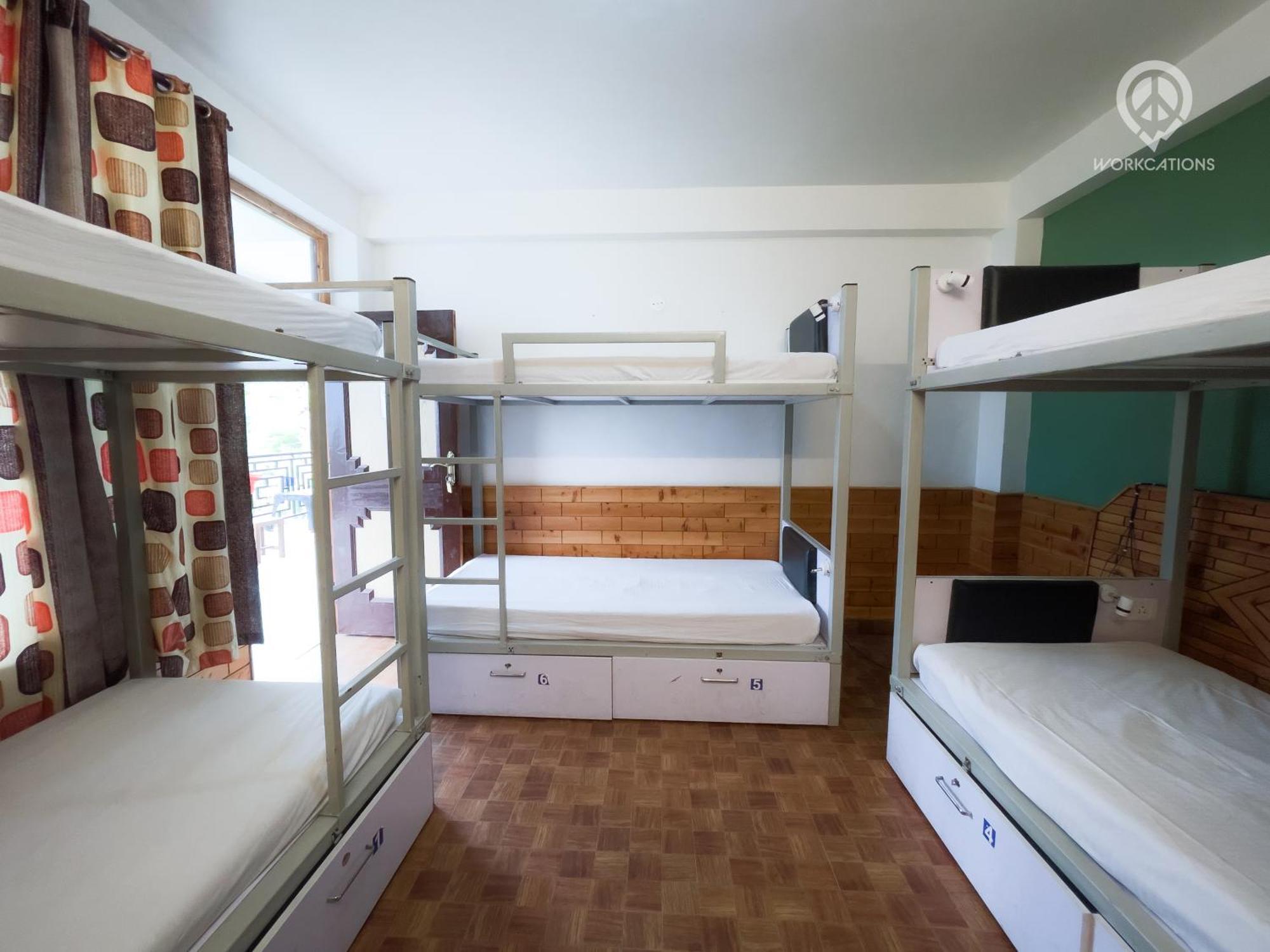 Dormigo Hostel Manāli Buitenkant foto